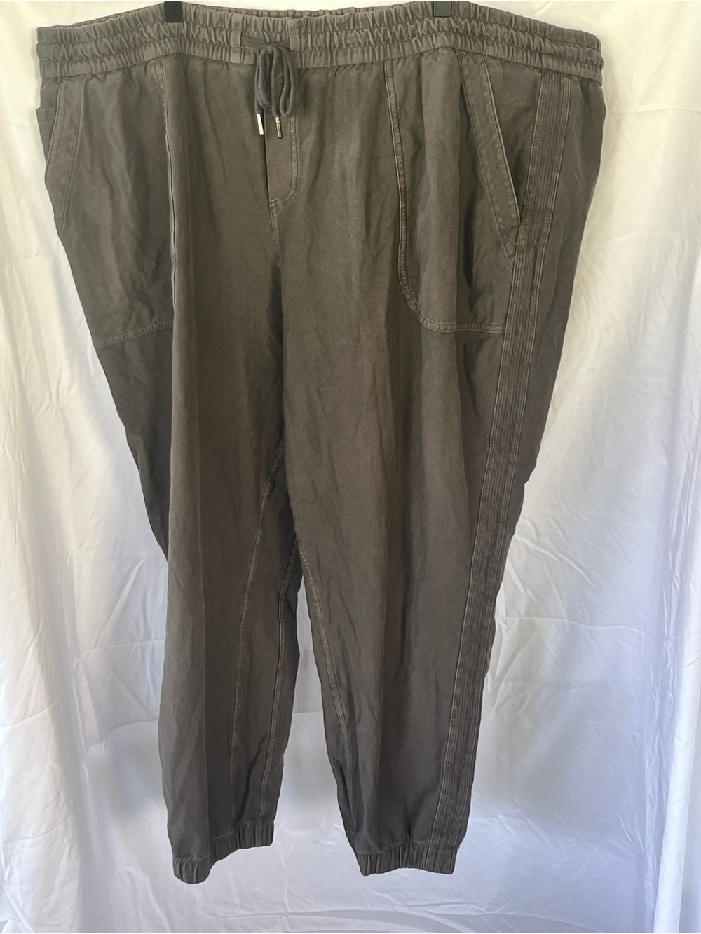 Athleta women farallon joggers gray Drawstring Joggers size 26